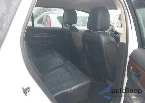 2014 Lincoln Mkx z USA, uszkodzony, nr VIN 2LMDJ8JK2EBL17622